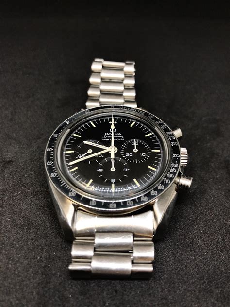 omega speedmaster service cost